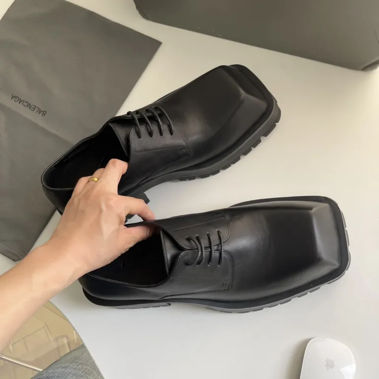 Balenciaga Shoe 